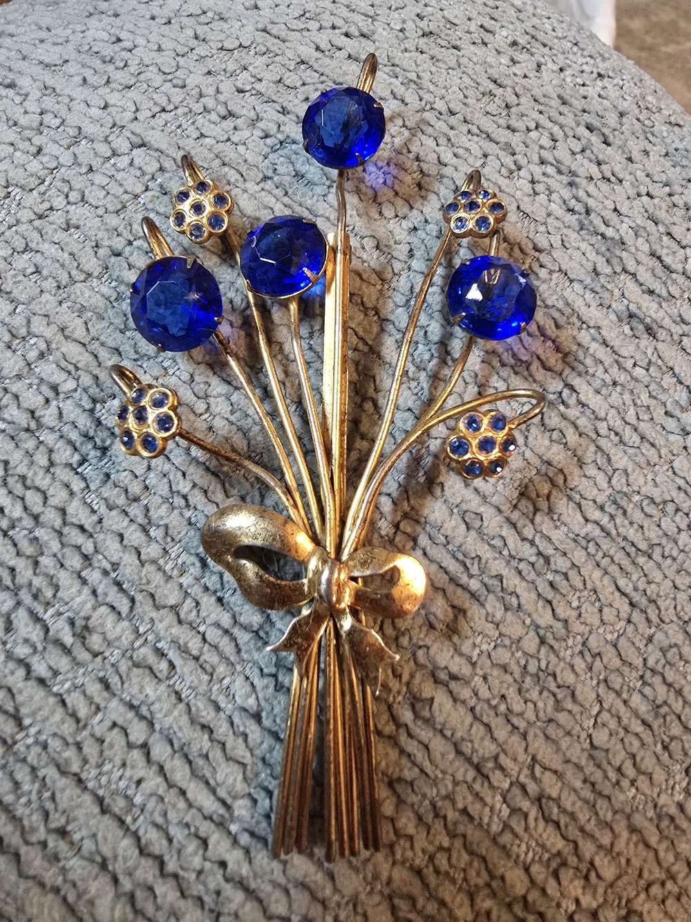 Vintage Gold-Tone 4"Bouquet Brooch with Cobalt Blue Stones - Women Accessories